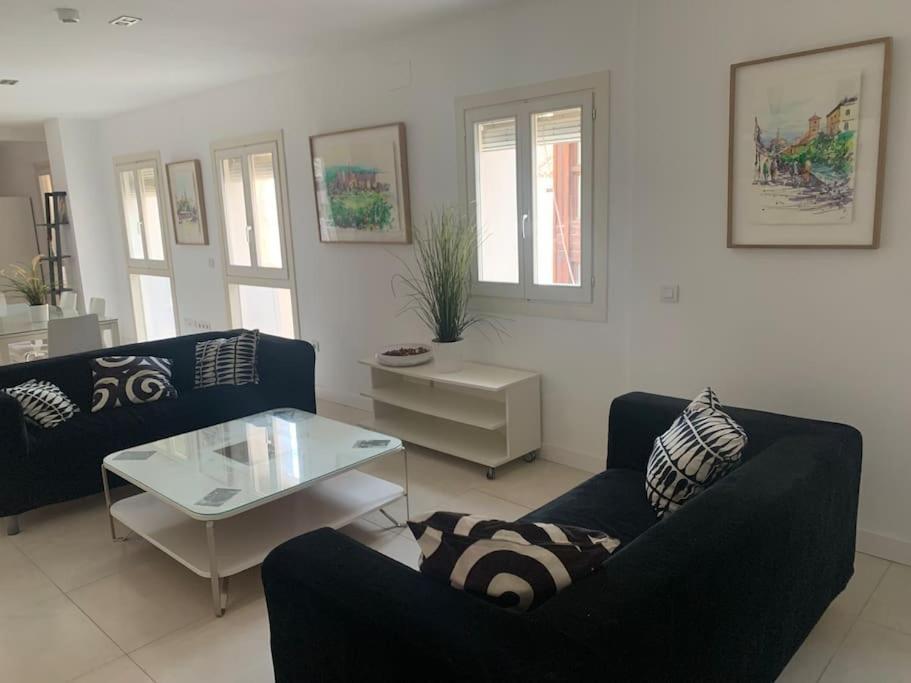 Spacious Loft / Literally At The Foot Of Alhambra Apartman Granada Kültér fotó